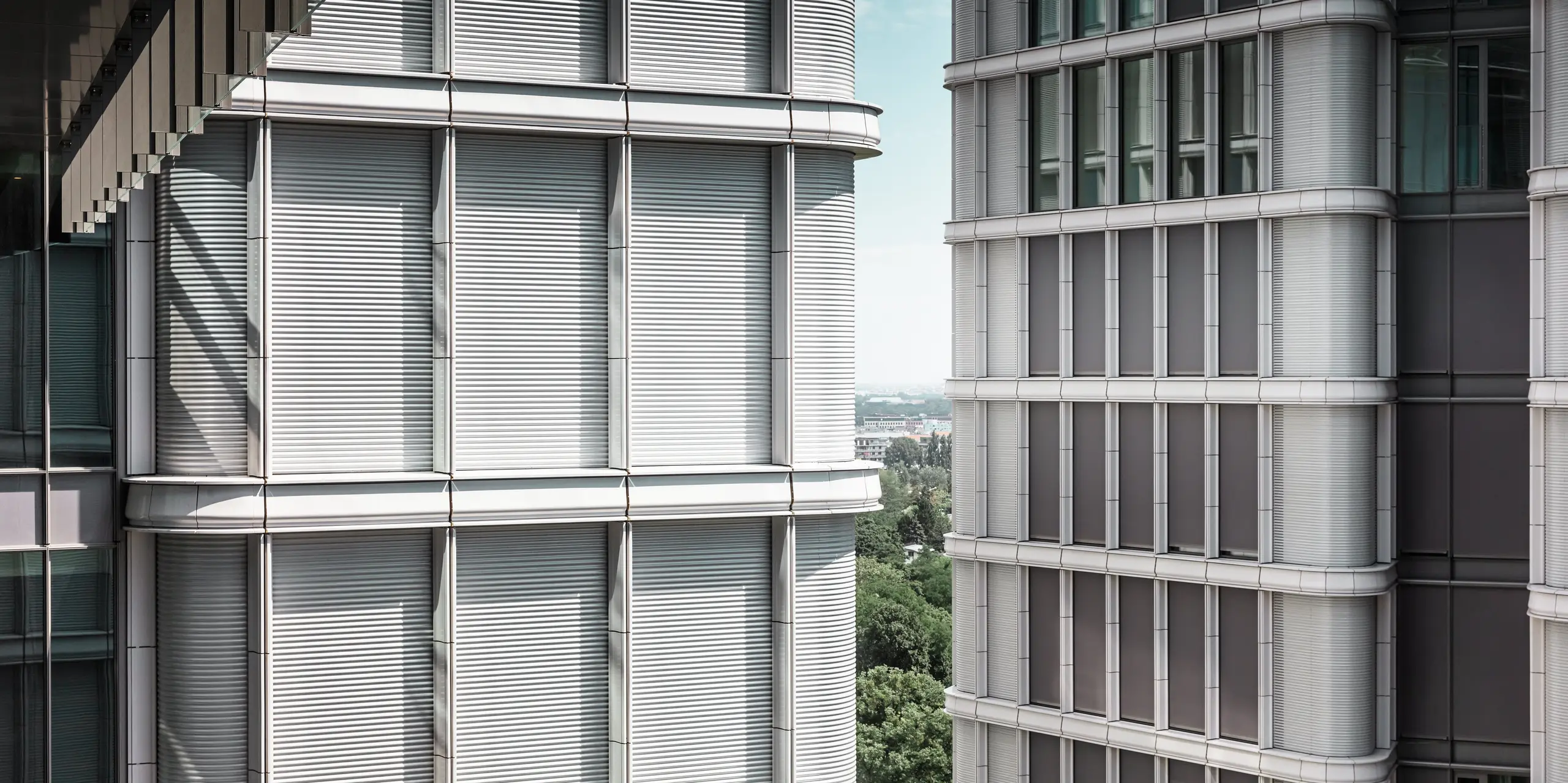 Detailansicht der PREFA Profilwelle am Belvedere Gebäude in Wien.