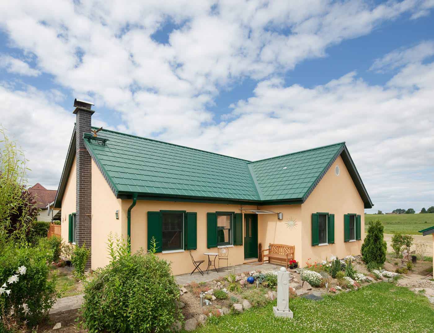 Referentieobjecten PREFA Daksystemen Dakpan 06 P.10 mosgroen