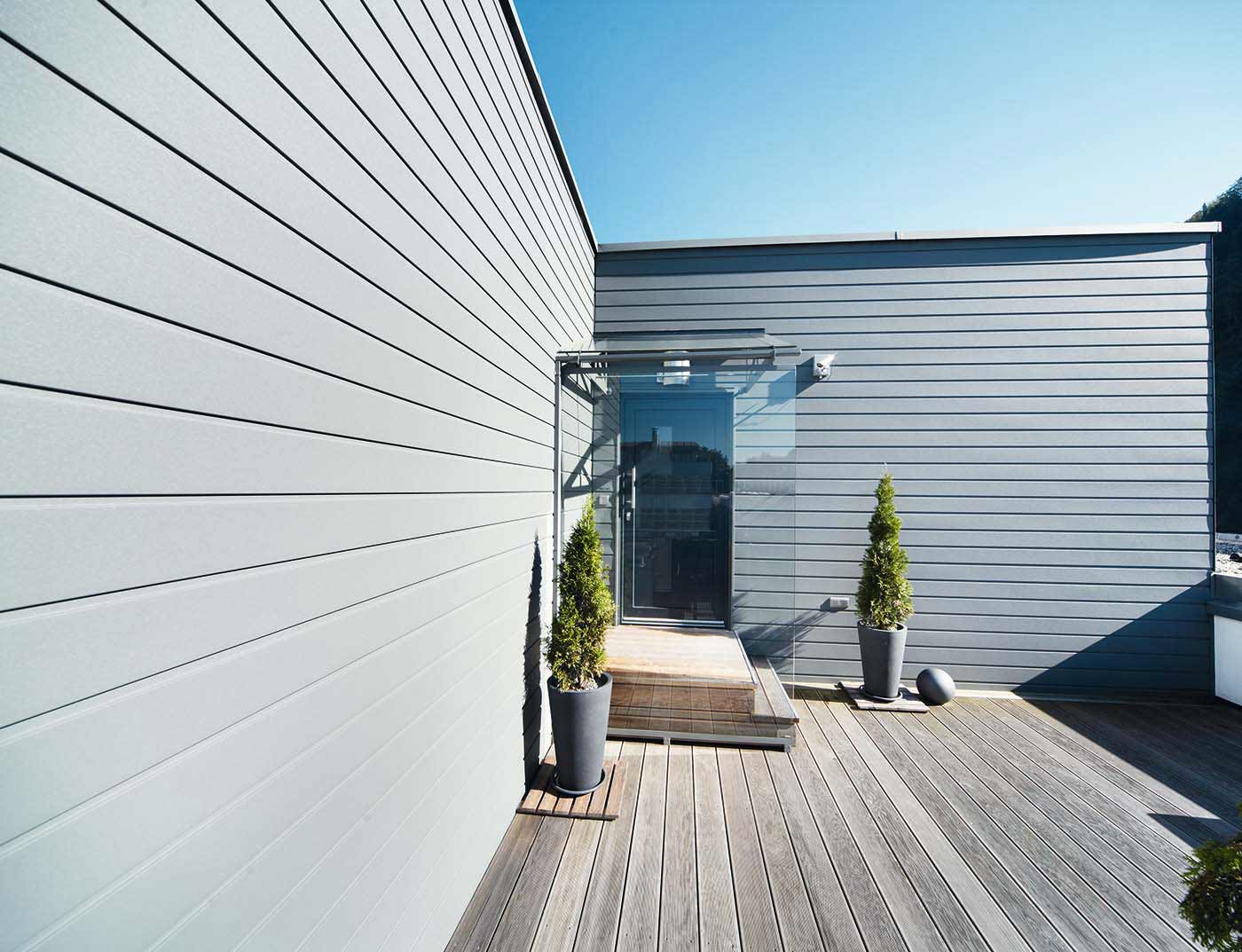 Referenzobjekte PREFA Fassadensysteme Siding 07 P.10 hellgrau